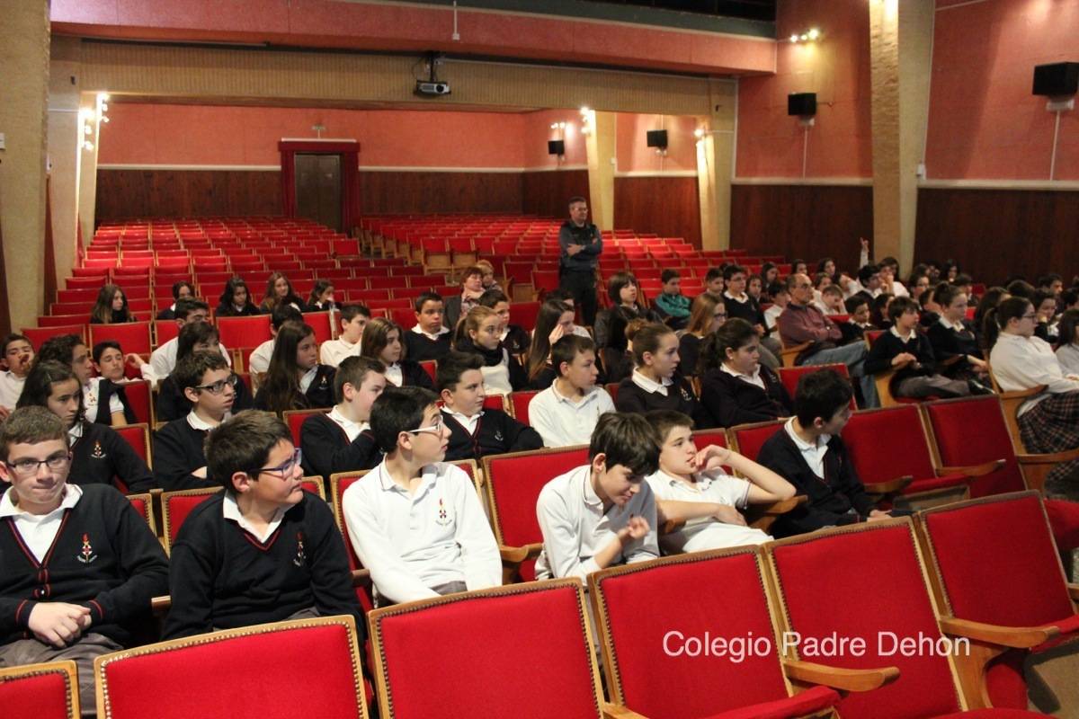 2014 03 18 1º ESO GUARDIA CIVIL TICS (11)